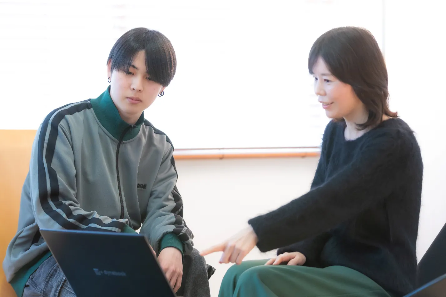 学校紹介画像｜コンピュータ授業風景